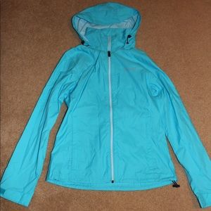 Women’s Columbia windbreaker